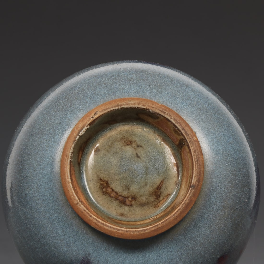 An Exquisite Jun yao Vase - 9