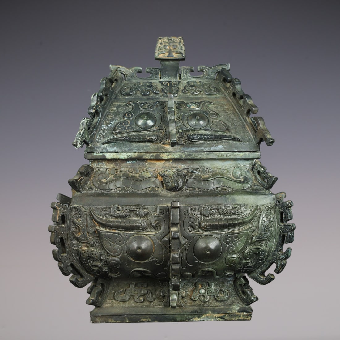 An Exquisite Bronze Beast-Face Pattern Censer: An Exquisite Bronze Beast-Face Pattern Censer W.Zhou , China Size:19.5cmx15.5cmx24cm Weight:4050g (The Dimensions Of All Batches Are Manually Measured.If You Need More Detailed Information, Please Con