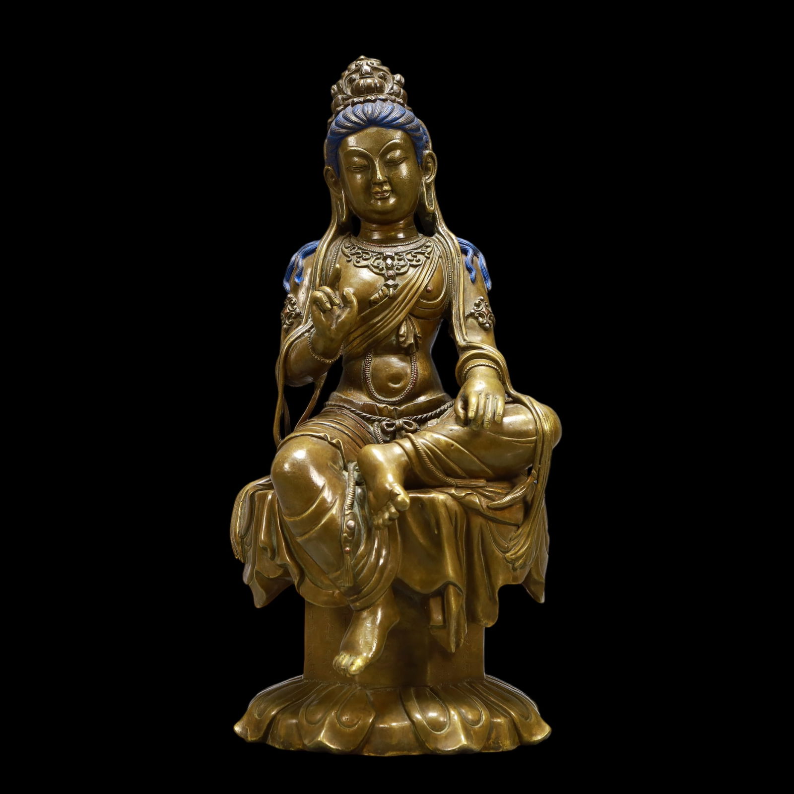 A Exquisite Coppery Statue of Avalokitesvara (1 of 11)