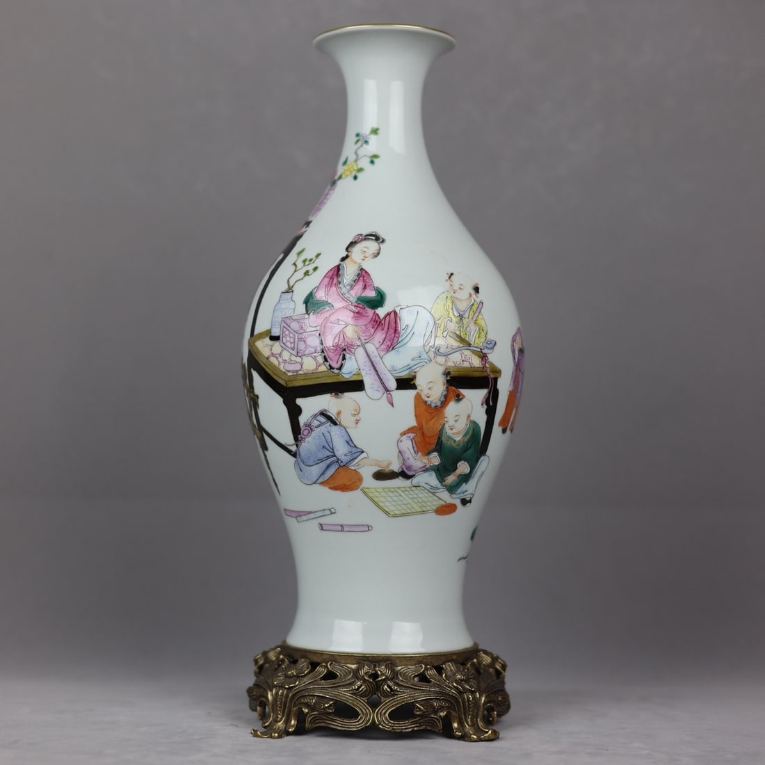 An Exquisite Famille-Rose Inlaid Bronze Character and Story Pattern with poem Vase (1 of 9)