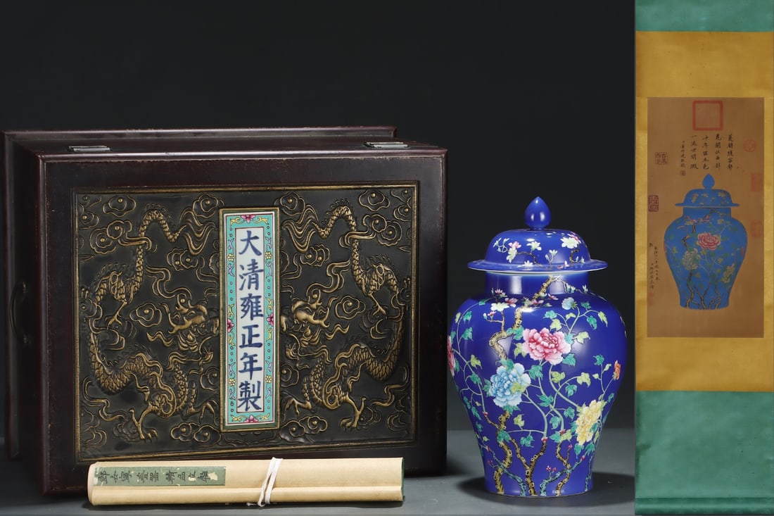 An Exquisite Famille-Rose Flower and Bird Pattern with poem Jar: An Exquisite Famille-Rose Flower and Bird Pattern with poem Jar Qing Dynasty, China Yongzheng Six-character Mark Without frame Size:61.5cmx30cm Size:35cmx20.5cm (The Dimensions Of All Batches Are Manu