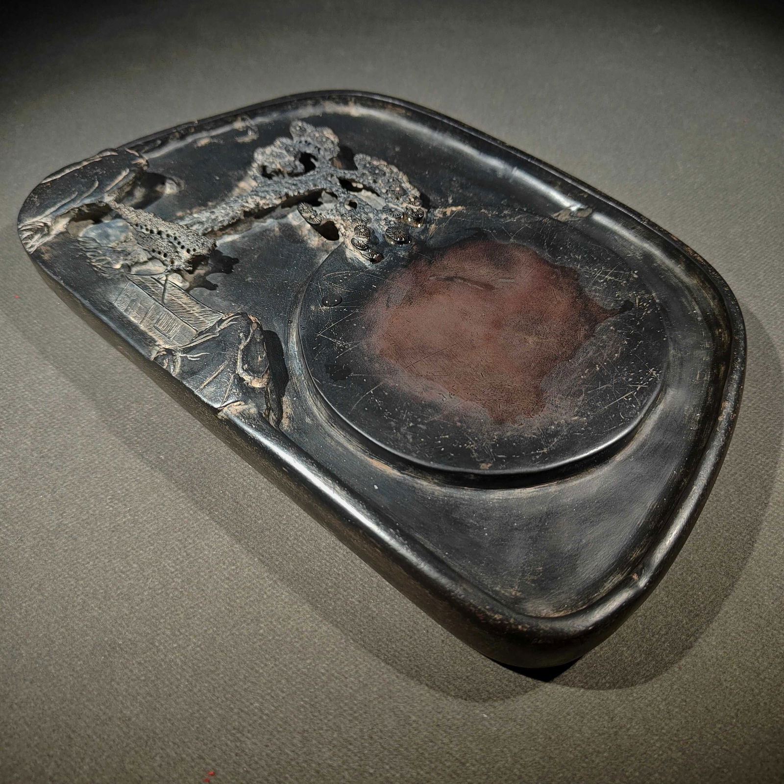 An Exquisite Pine Pattern Inkstone - 5