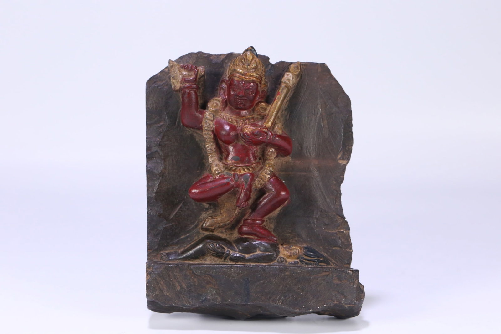 An Exquisite Black Stone Painted Color Statue of Dakini: An Exquisite Black Stone Painted Color Statue of Dakini Qing Dynasty, China Size:14.9cmx11.8cmx3.7cm Weight:836g (The Dimensions Of All Batches Are Manually Measured.If You Need More Detailed Informat