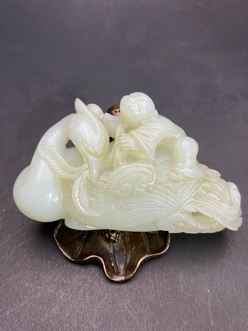 An Exquisite White Jade Figure Pattern Goose Hand Piece: An Exquisite White Jade Figure Pattern Goose Hand Piece Ming Dynasty, China Size:96mmx55mmx31.5mm Weight:200g (The Dimensions Of All Batches Are Manually Measured.If You Need More Detailed Information