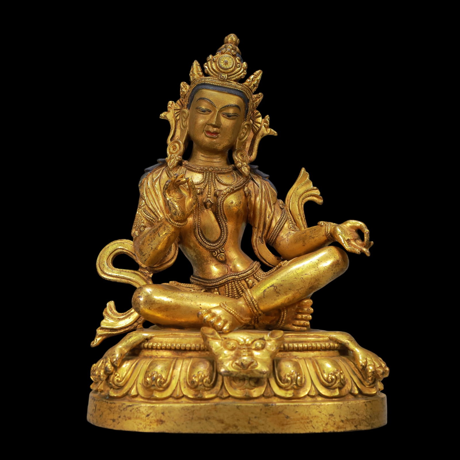 A Exquisite Gilt Bronze Statue of Avalokitesvara (1 of 9)