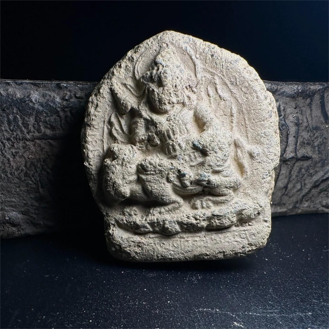 A treasure of the Ming Dynasty: The treasure king of the Ming Dynasty rubbed Size:5.2cmx4.5cmx2.2cm (The Dimensions Of All Batches Are Manually Measured.If You Need More Detailed Information, Please Contact Our Customer Service Befo