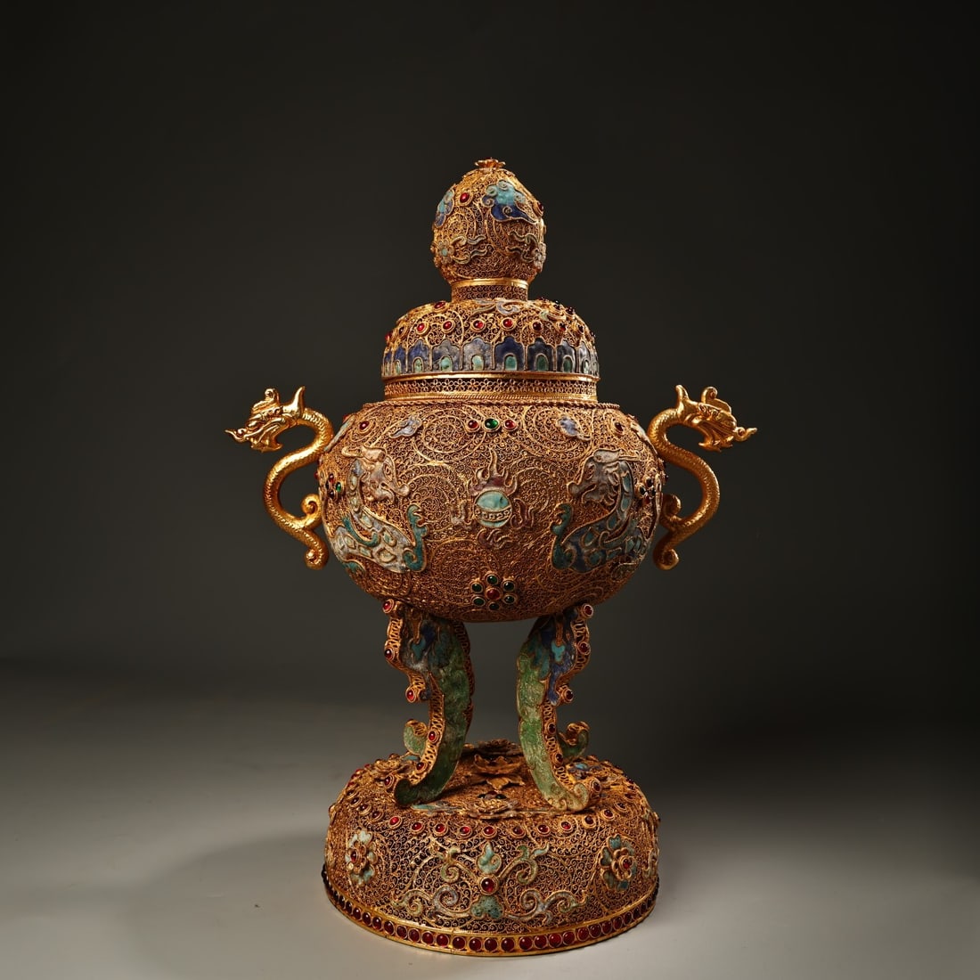 A Qing Dynasty imperial filigree craft gilt inlaid cloisonné incense burner (1 of 9)