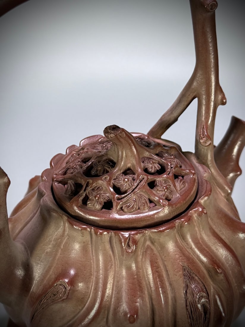 A beautiful openwork tree root lifting pot - 6