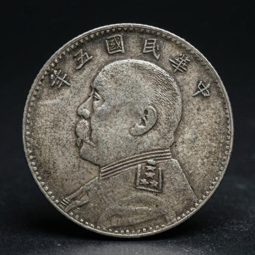 A fine little silver quill for five years (1 of 2)