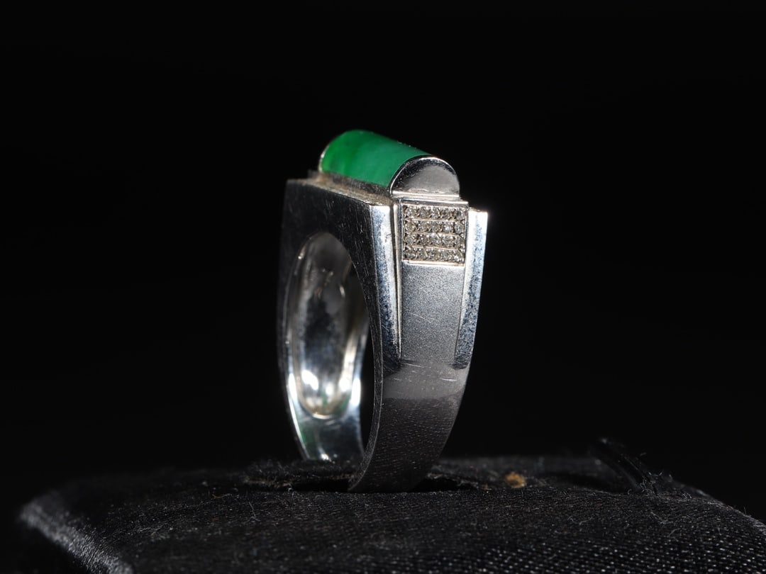 A beautiful ring - 5