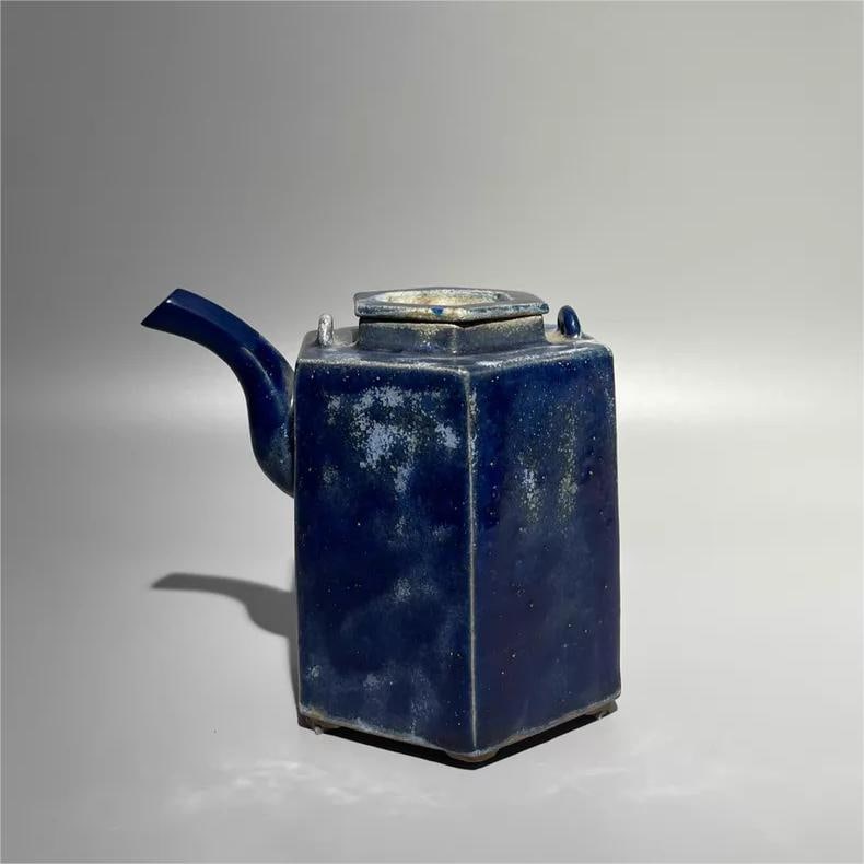 A fine blue glazed hexagonal pot: Exquisite blue glazed hexagonal pot Size:H:16cm (The Dimensions Of All Batches Are Manually Measured.If You Need More Detailed Information, Please Contact Our Customer Service