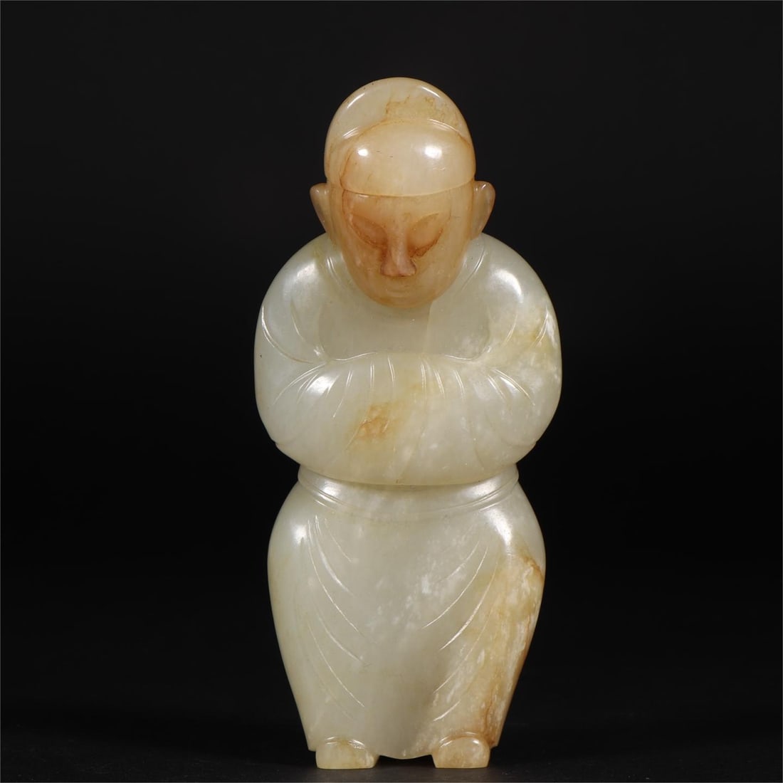 A beautiful statue of a civil servant made of medieval Hetian jade seeds (1 of 9)