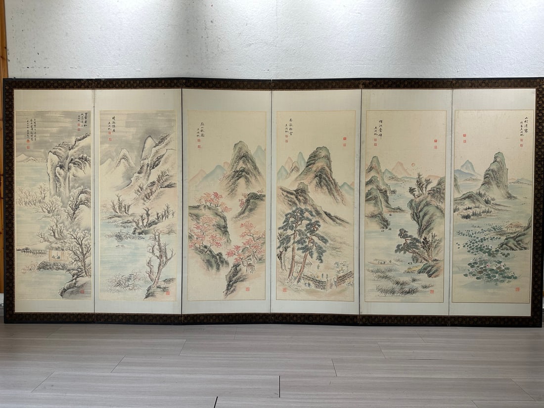 A landscape painting by Wu Hufan: Wu Hufan's landscape painting Flowercore:Size:54×134cm (The Dimensions Of All Batches Are Manually Measured.If You Need More Detailed Information, Please Contact Our Customer Service Before Bidding.)