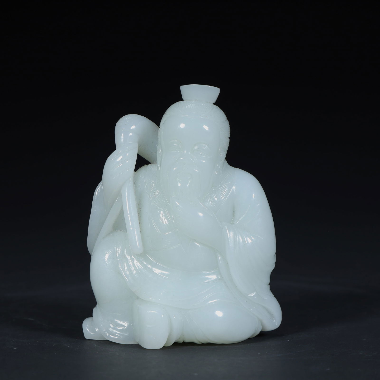 A fisherman's ornament of Hetian white jade fisherman in the Qing Dynasty: Qing Dynasty Hetian white jade fisherman ornament of the fisherman's cultivation and reading Size:H:7.7cmL: 6cmW:3cmW:176g (The Dimensions Of All Batches Are Manually Measured.If You Need More Detaile
