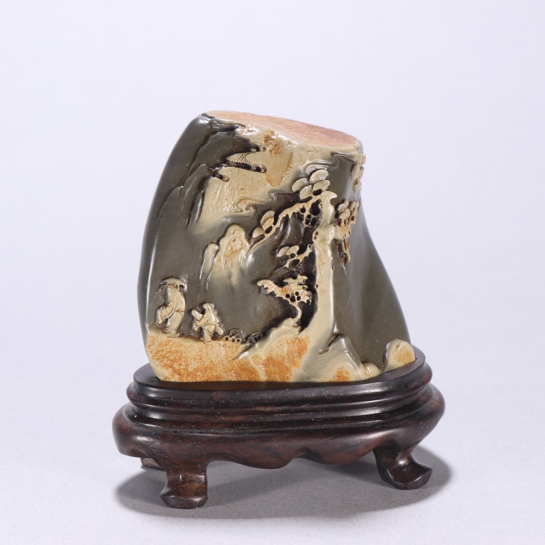 A beautiful Shoushan stone landscape figure ornament (1 of 9)