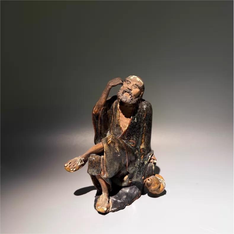 An original work of the Qing Dynasty: The original work of the Qing Dynasty Size:H:19.5cm (The Dimensions Of All Batches Are Manually Measured.If You Need More Detailed Information, Please Contact Our Customer Service