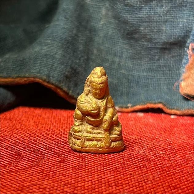 A piece of the Qing Dynasty's black God of Wealth rubbing: The black god of wealth in the Qing Dynasty Size:H:3cm (The Dimensions Of All Batches Are Manually Measured.If You Need More Detailed Information, Please Contact Our Customer