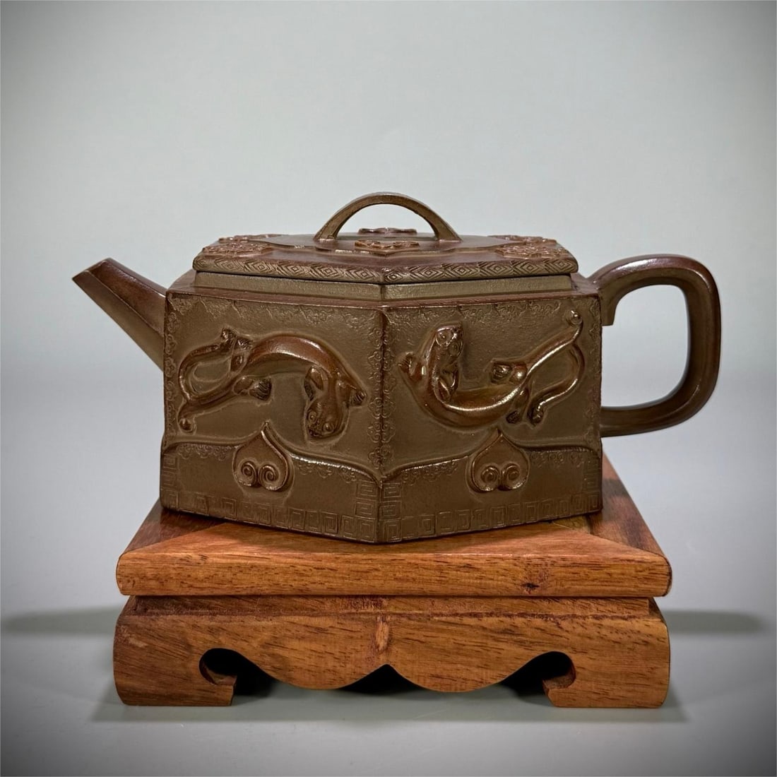 A beautifully printed depiction of diamond hexagonal (1 of 9)