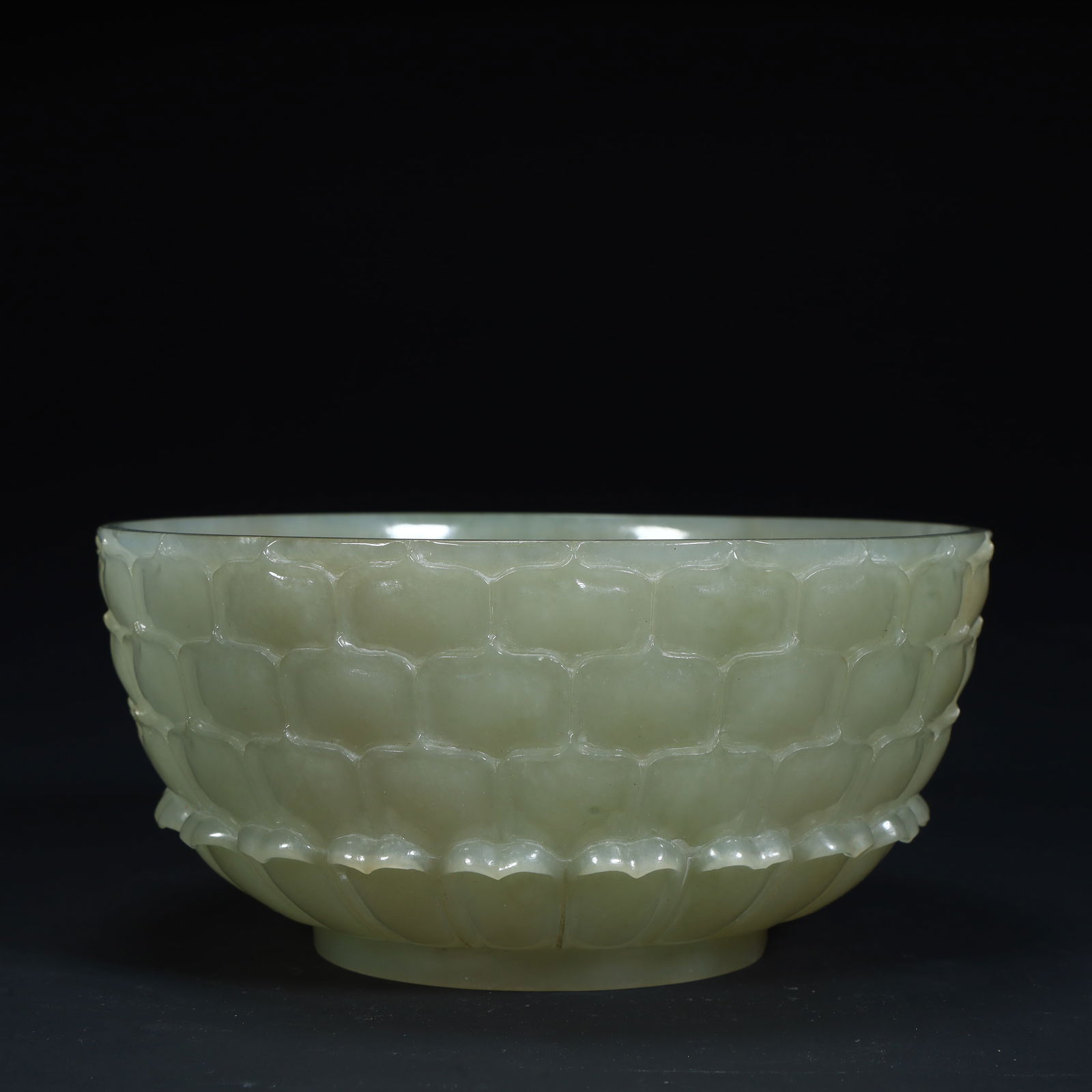 A Qing Dynasty Hetian green jade lotus petal pattern bowl (1 of 10)
