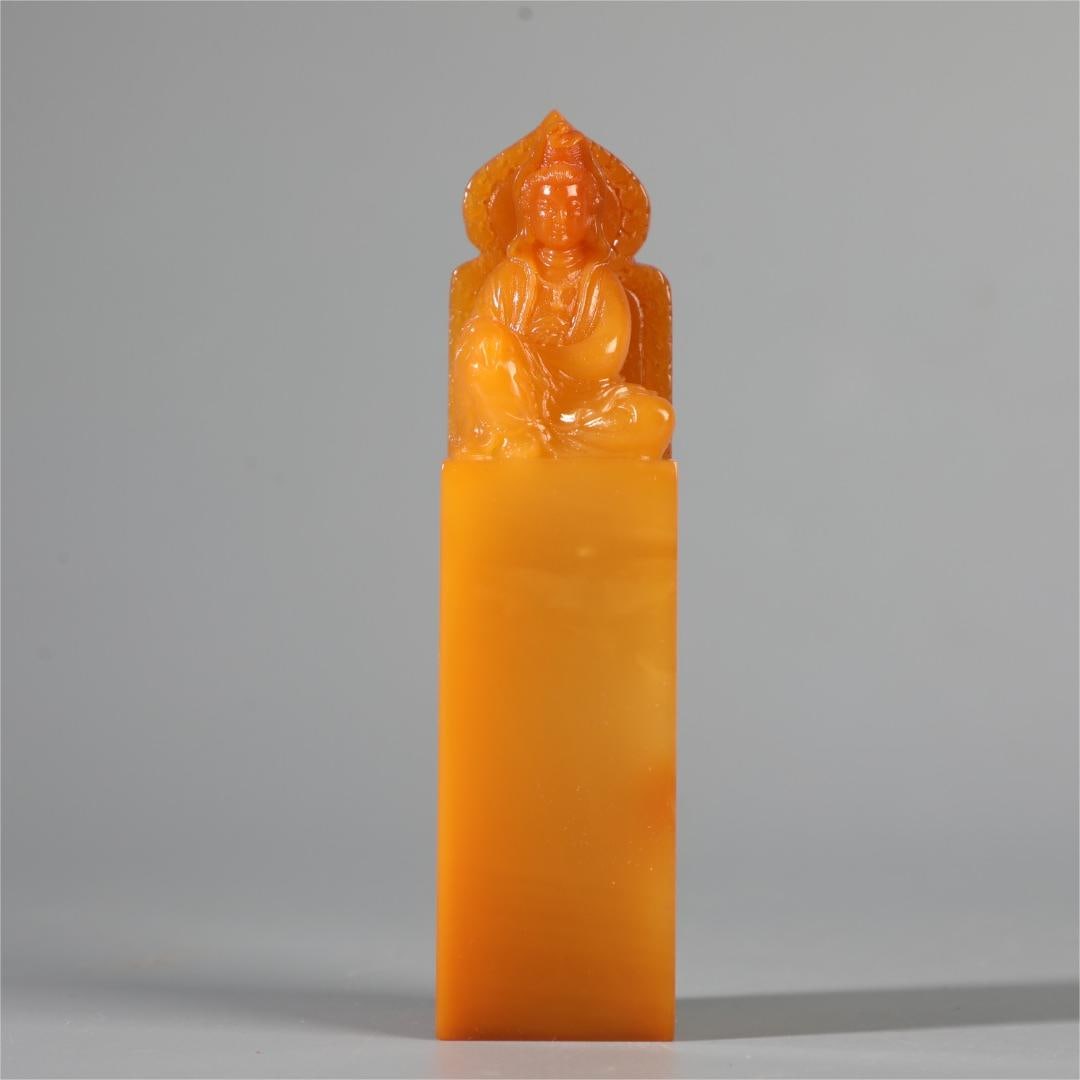 A beautiful Shoushan field yellow seal jade spiral: Exquisite Shoushan Tian Huang Seal Jade Swirl Size:W:278gH:13cmD:3.5cm (The Dimensions Of All Batches Are Manually Measured.If You Need More Detailed Information, Please Contact Our Customer Service B