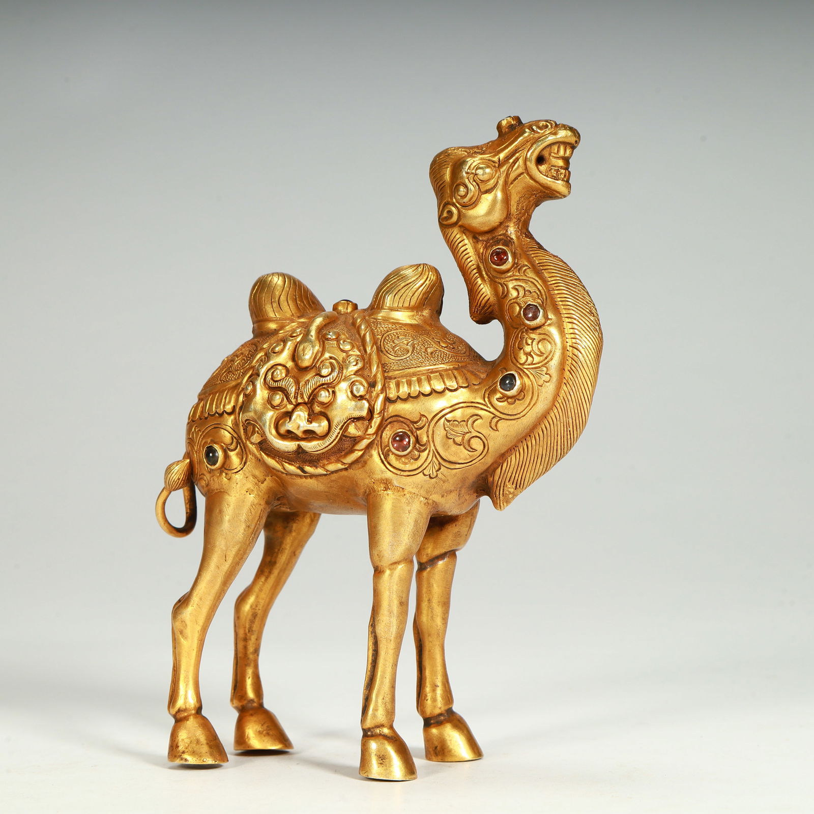 A copper-gilt gemstone camel ornament from the Tang Dynasty (1 of 11)