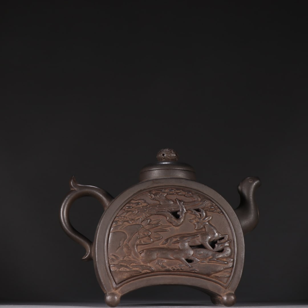 A purple sand pine crane longevity teapot from the Qing Dynasty: Qing Dynasty purple sand pine crane longevity teapot Size:H:15cmW:19cm (The Dimensions Of All Batches Are Manually Measured.If You Need More Detailed Information, Please Contact