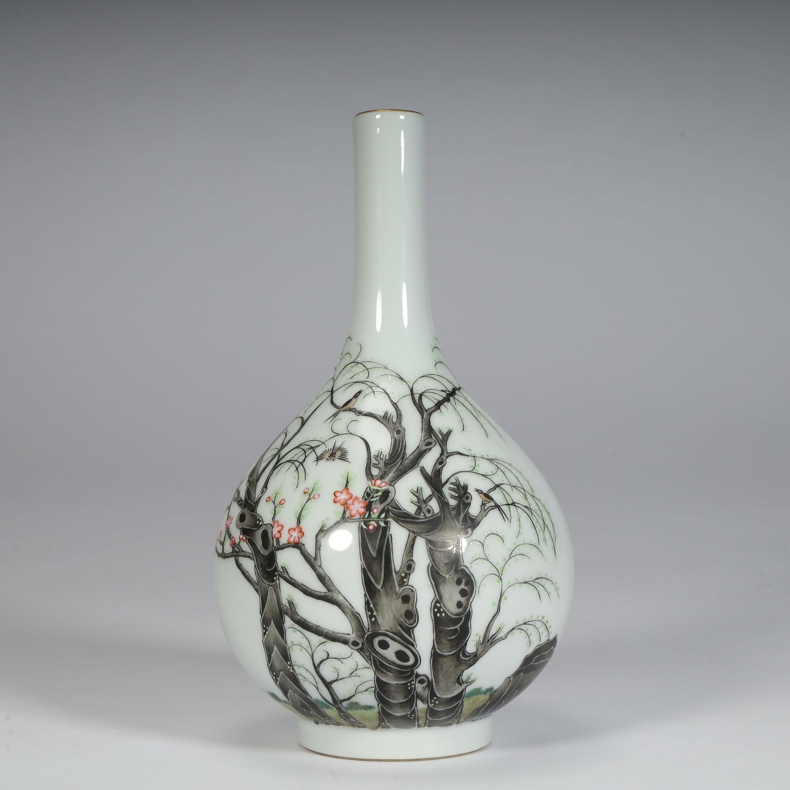 A Qing Dynasty ink color is happy to be on the tip of the eyebrow pattern gall bottle: Qing Dynasty ink color is happy to have eyebrows tattooed gall bottles Size:H:17cmL: 10cmW:10cmW:279g (The Dimensions Of All Batches Are Manually Measured.If You Need More Detailed