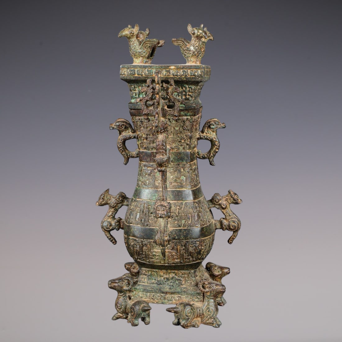 An Exquisite Bronze Beast-Face Pattern Vase - 7