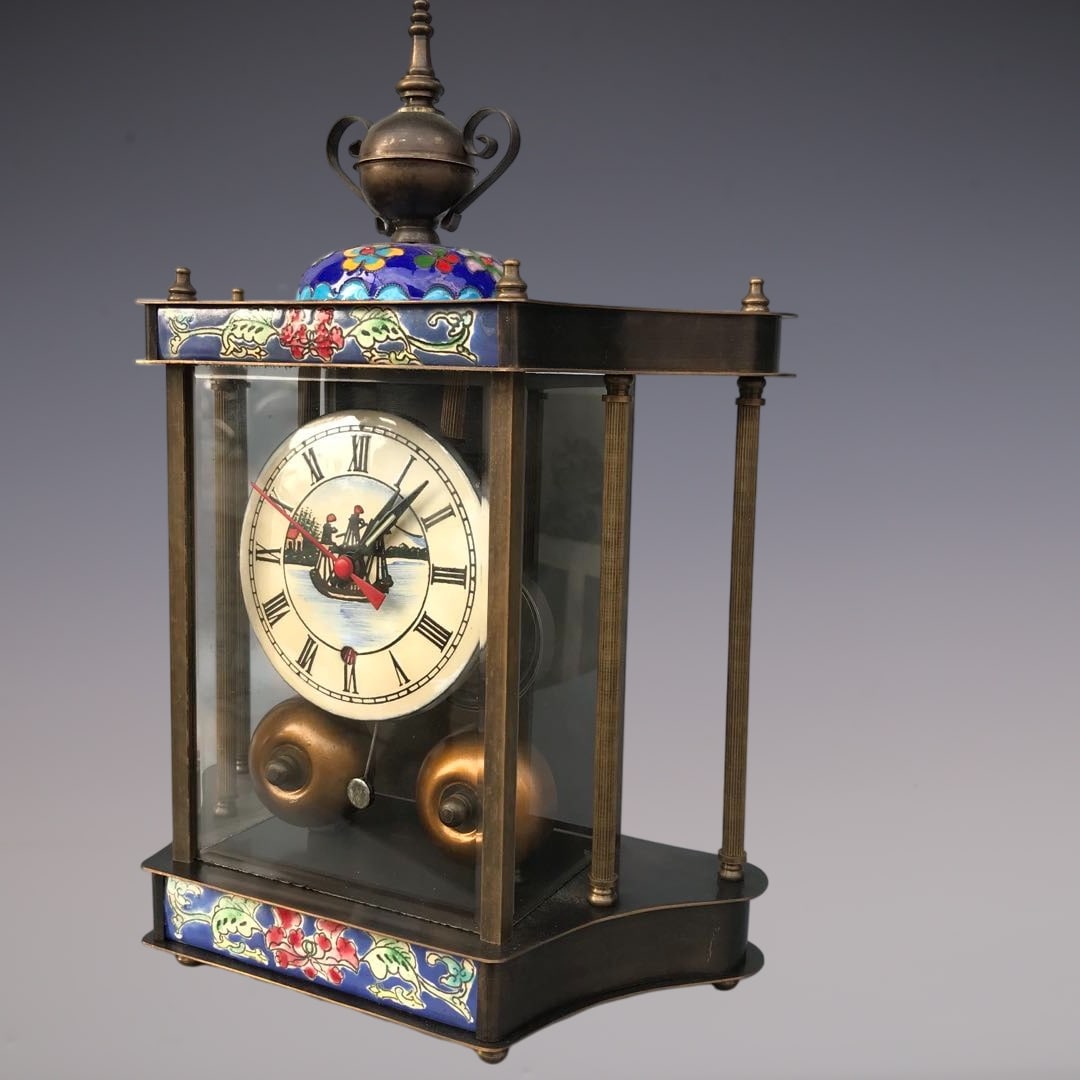 An Exquisite Bronze Lotus Pattern Clock - 2