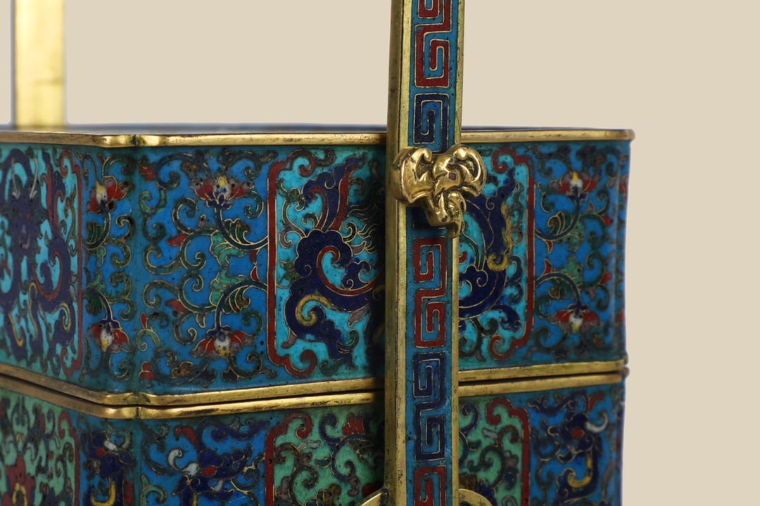 An Exquisite Cloisonne Lotus Pattern Dragon Pattern Box - 6