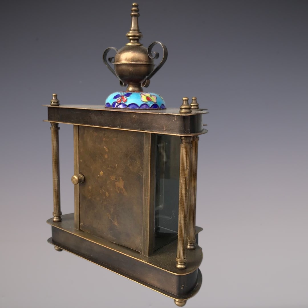 An Exquisite Bronze Lotus Pattern Clock - 5