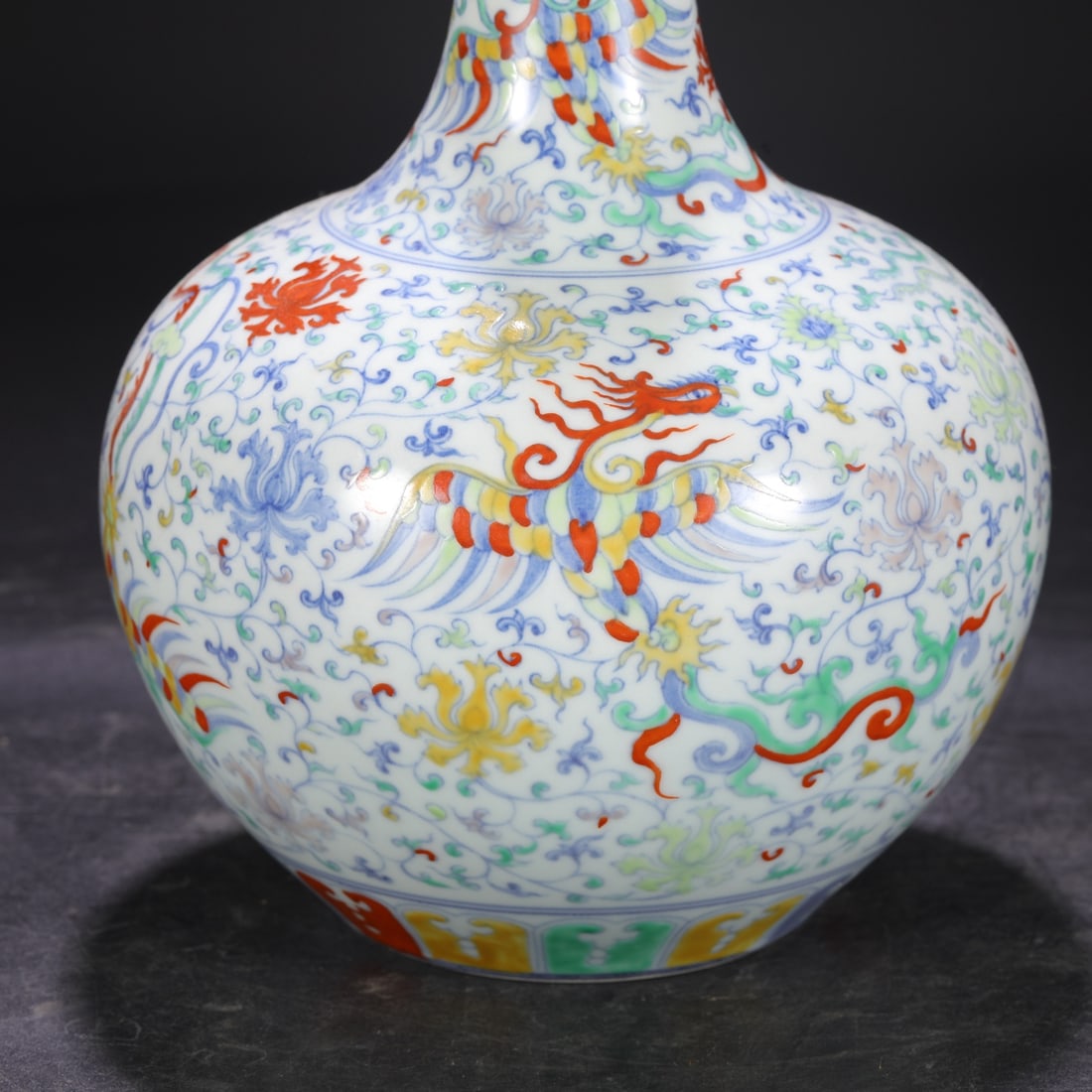 An Exquisite Doucai Lotus Pattern Phoenix Pattern Vase - 4