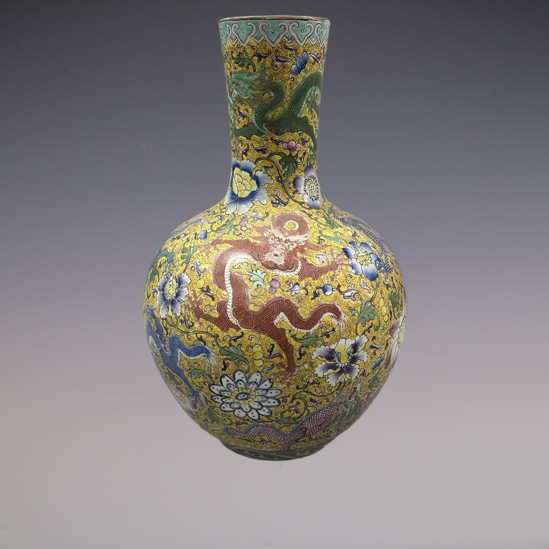 An Exquisite Famille-Rose Lotus Pattern Dragon Pattern Seawater Pattern Vase (1 of 9)