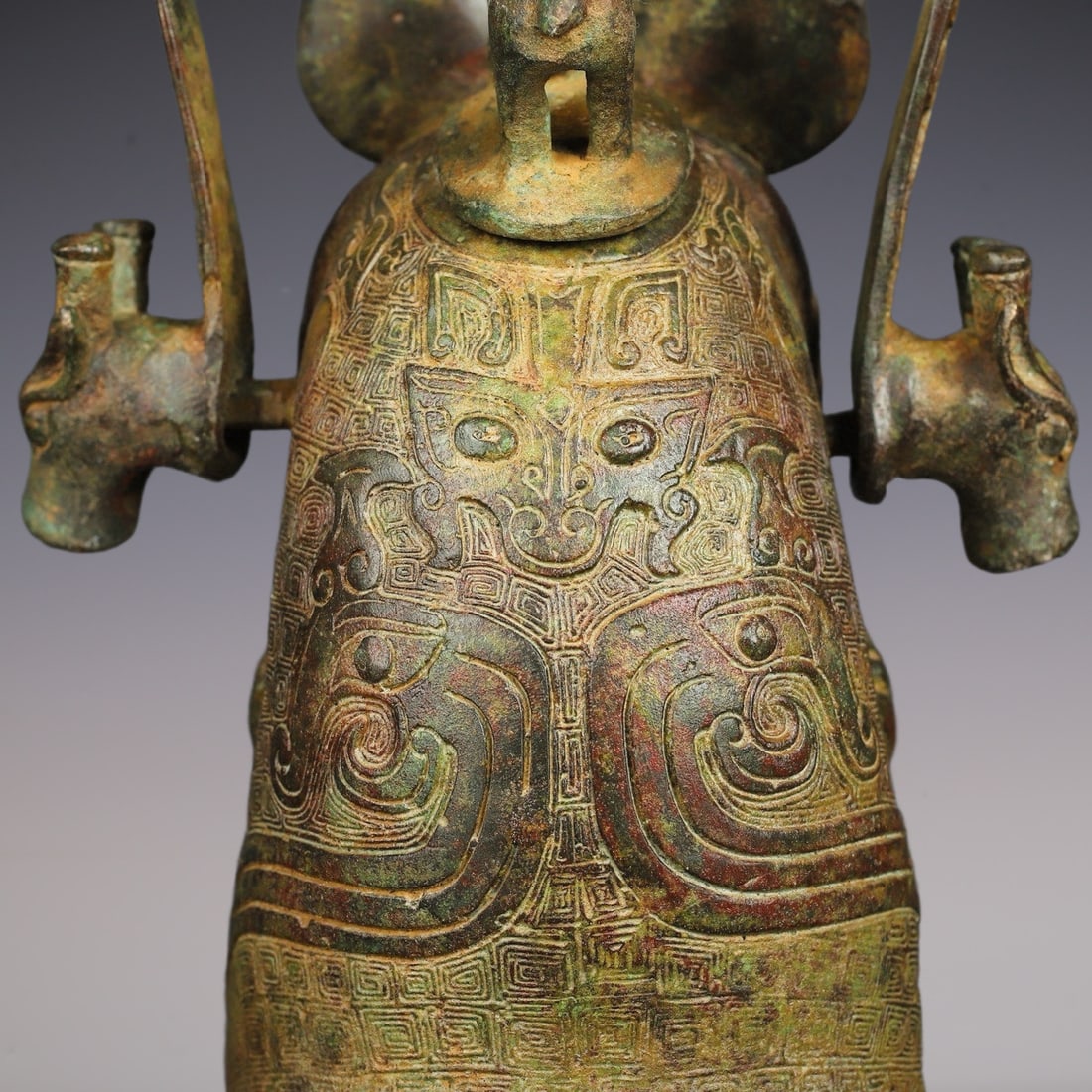 An Exquisite Bronze Beast-Face Pattern Ewer - 6