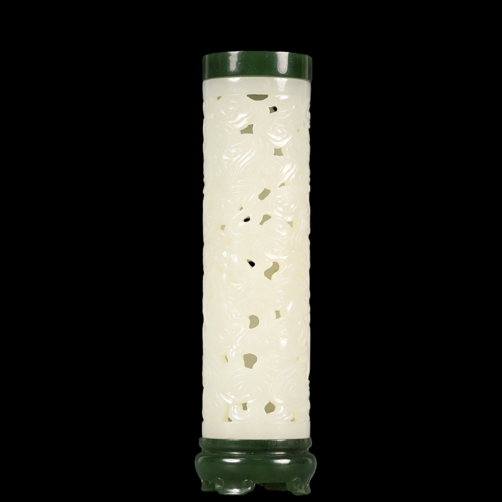 A Exquisite White Jade Ganoderma lucidum Pattern Incense Tube: A Exquisite White Jade Ganoderma lucidum Pattern Incense Tube Qing Dynasty, China Size:4cmx15cm Weight:189.6g (The Dimensions Of All Batches Are Manually Measured.If You Need More Detailed