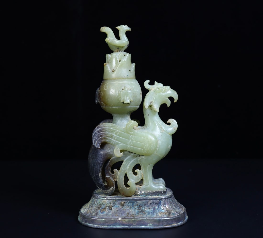 An Exquisite White Jade Phoenix-Shaped Censer: An Exquisite White Jade Phoenix-Shaped Censer Tang Dynasty, China Size:22.5cmx12.5cmx9.5cm Weight:824g (The Dimensions Of All Batches Are Manually Measured.If You Need More Detailed Information, Pleas
