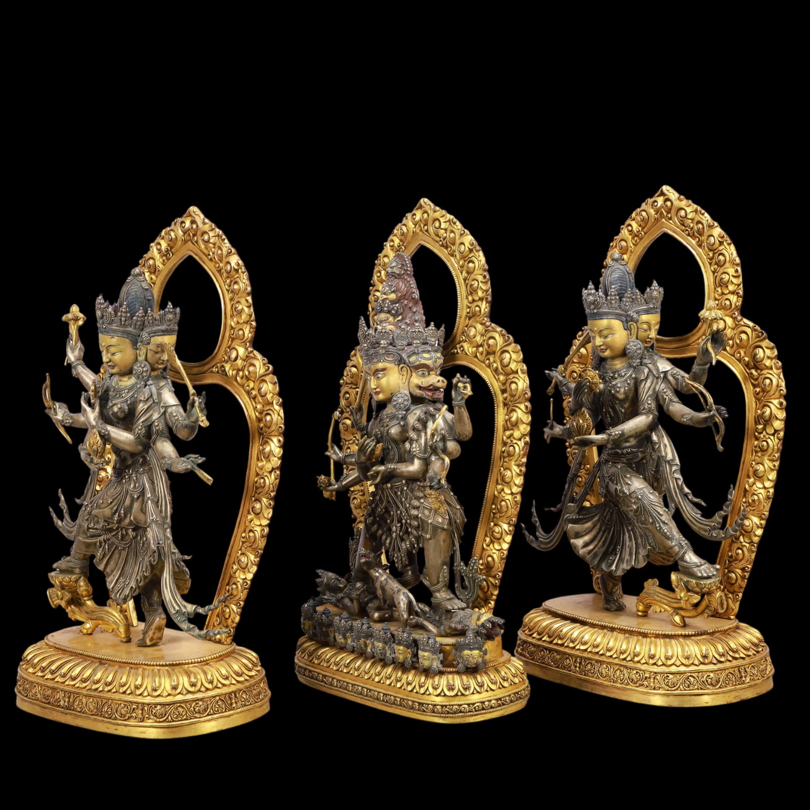 A Exquisite A Set of Gilt Bronze Statue of Gautama’s Mother - 2