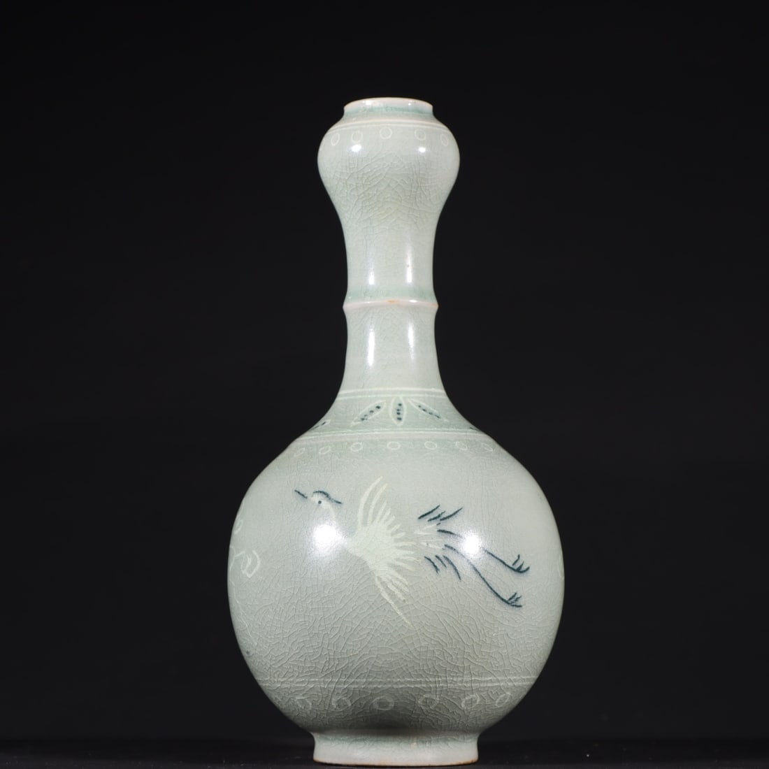An Exquisite Celadon Crane Pattern Vase - 6