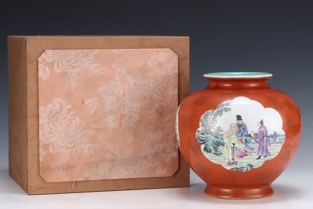 A piece of Qing Qianlong pastel window opening character story pomegranate pearl: Qing Qianlong pastel window opening character story pomegranate pearl SIZE: H: 20cm Abdominal diameter 21cm (The Dimensions Of All Batches Are Manually Measured.If You Need More Detailed Information,