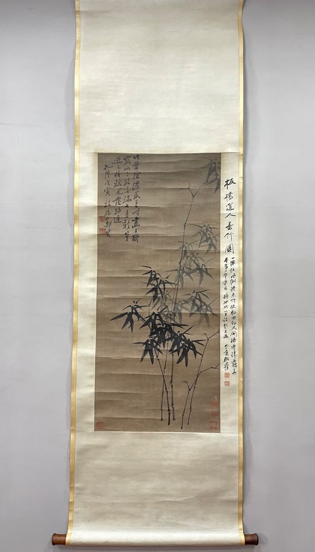 A picture of Zheng Banqiao's ink bamboo: Zheng Banqiao's ink bamboo picture Zhang Daqian inscription SIZE: Zhang Dak Inscription Painting Core 97x43cm (The Dimensions Of All Batches Are Manually Measured.If You Need More Detailed Information