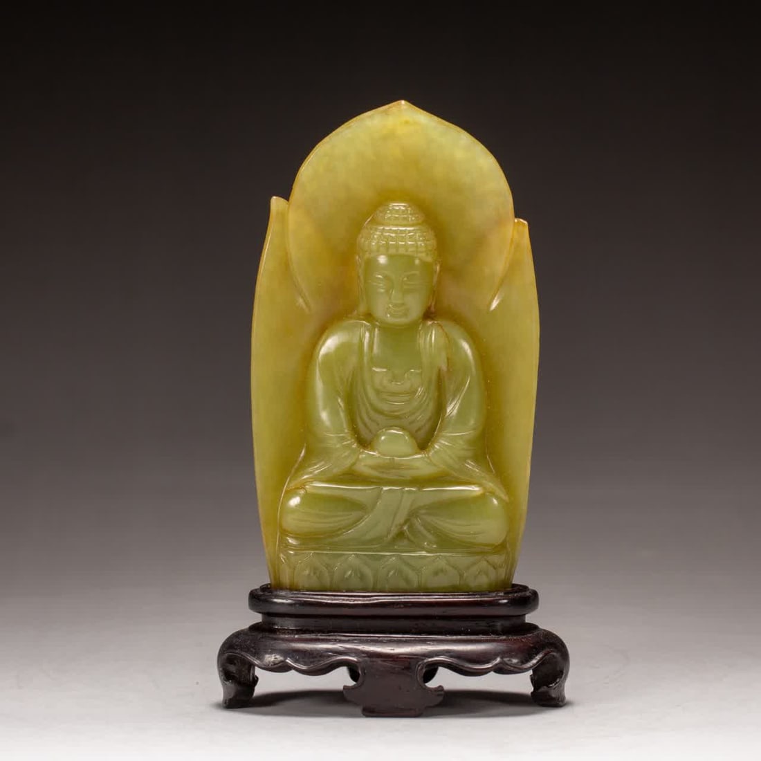 A Hetian jade Buddha statue from the Qing Dynasty: Hetian jade Buddha statue in the Qing Dynasty SIZE: L:7cm W:3cm H:12cm (The Dimensions Of All Batches Are Manually Measured.If You Need More Detailed Information, Please Contact Our Customer Service B