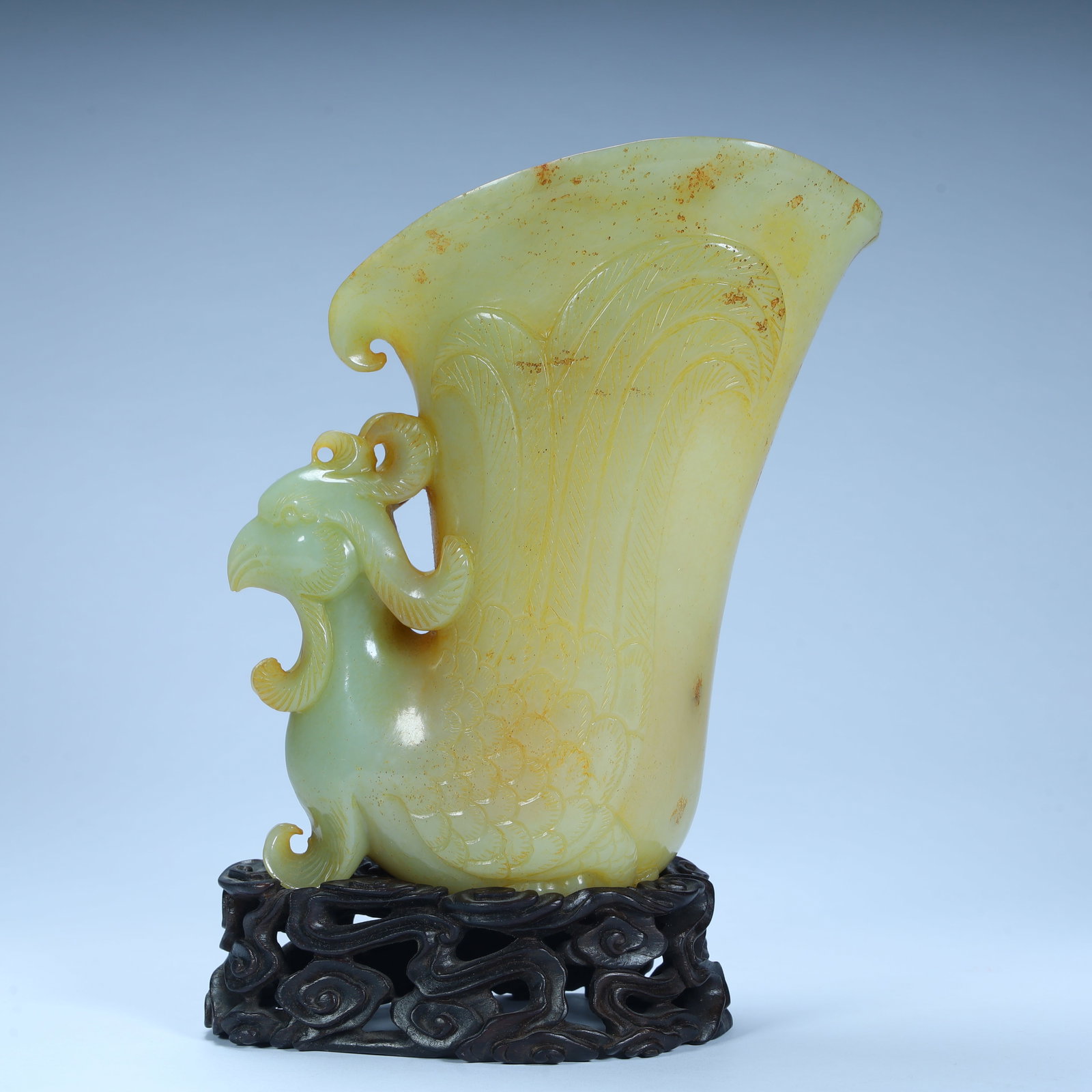 A Qing Dynasty Hetian jade phoenix-shaped cup: Qing Dynasty Hetian jade phoenix-shaped cup SIZE: H:15.5cm L:14cm W:8cm W:553g (The Dimensions Of All Batches Are Manually Measured.If You Need More Detailed Information, Please Contact Our Customer S