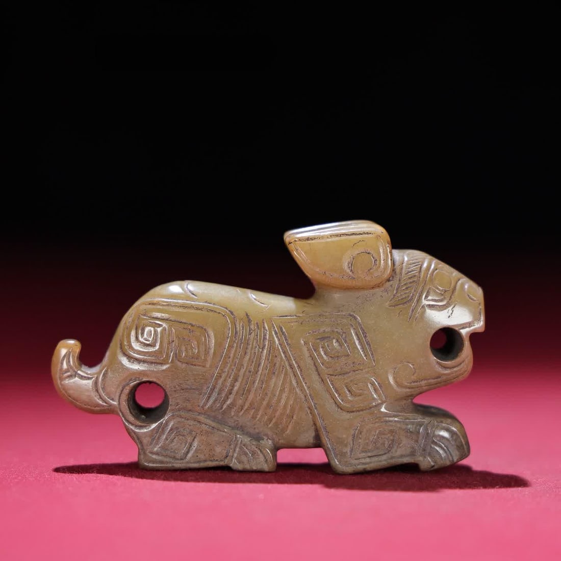 A Han Dynasty jade rabbit ornament: Han Dynasty jade rabbit ornament SIZE: 75x17x42mm W:88g (The Dimensions Of All Batches Are Manually Measured.If You Need More Detailed Information, Please Contact Our Customer Service Before Bidding.)