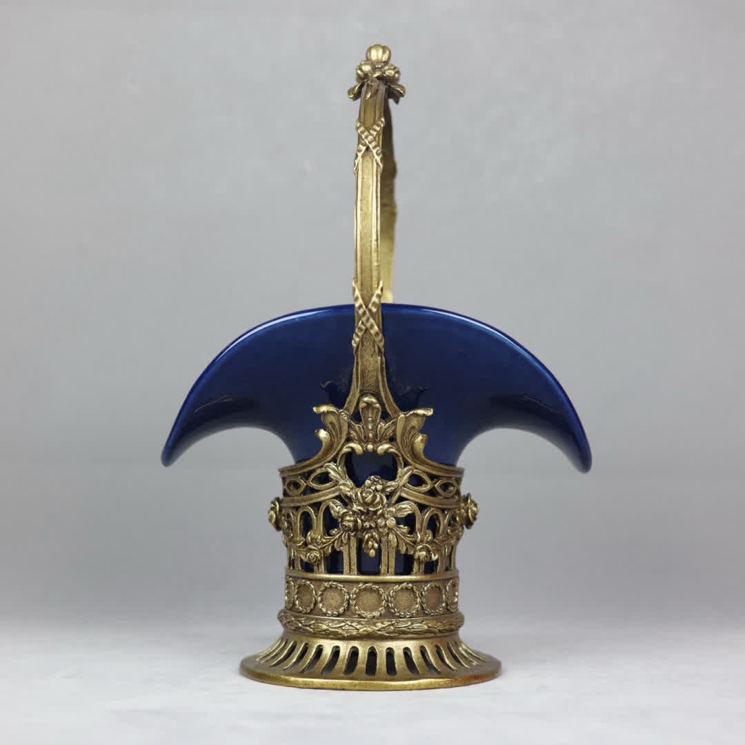 A Qing Dynasty sacrificial blue glaze inlaid copper beam flower basket: Qing Dynasty sacrificial blue glazed copper beam flower basket SIZE: H: 39cm D: 26cm Bottom diameter 15.5cm (The Dimensions Of All Batches Are Manually Measured.If You Need More Detailed Information,