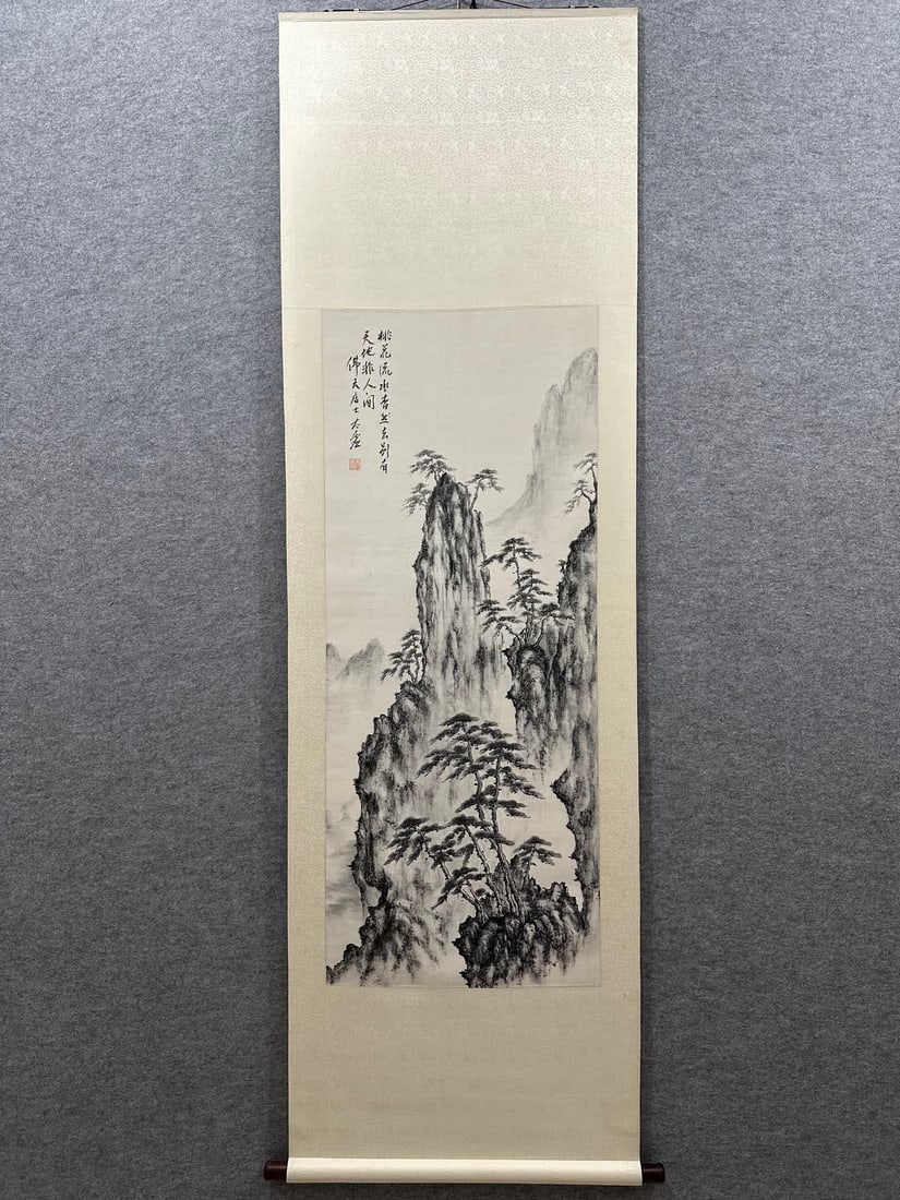 A landscape painting of Taixu: Taixu's landscape painting SIZE: Painting Core52x129cm (The Dimensions Of All Batches Are Manually Measured.If You Need More Detailed Information, Please Contact Our Customer Service Before Bidding.)