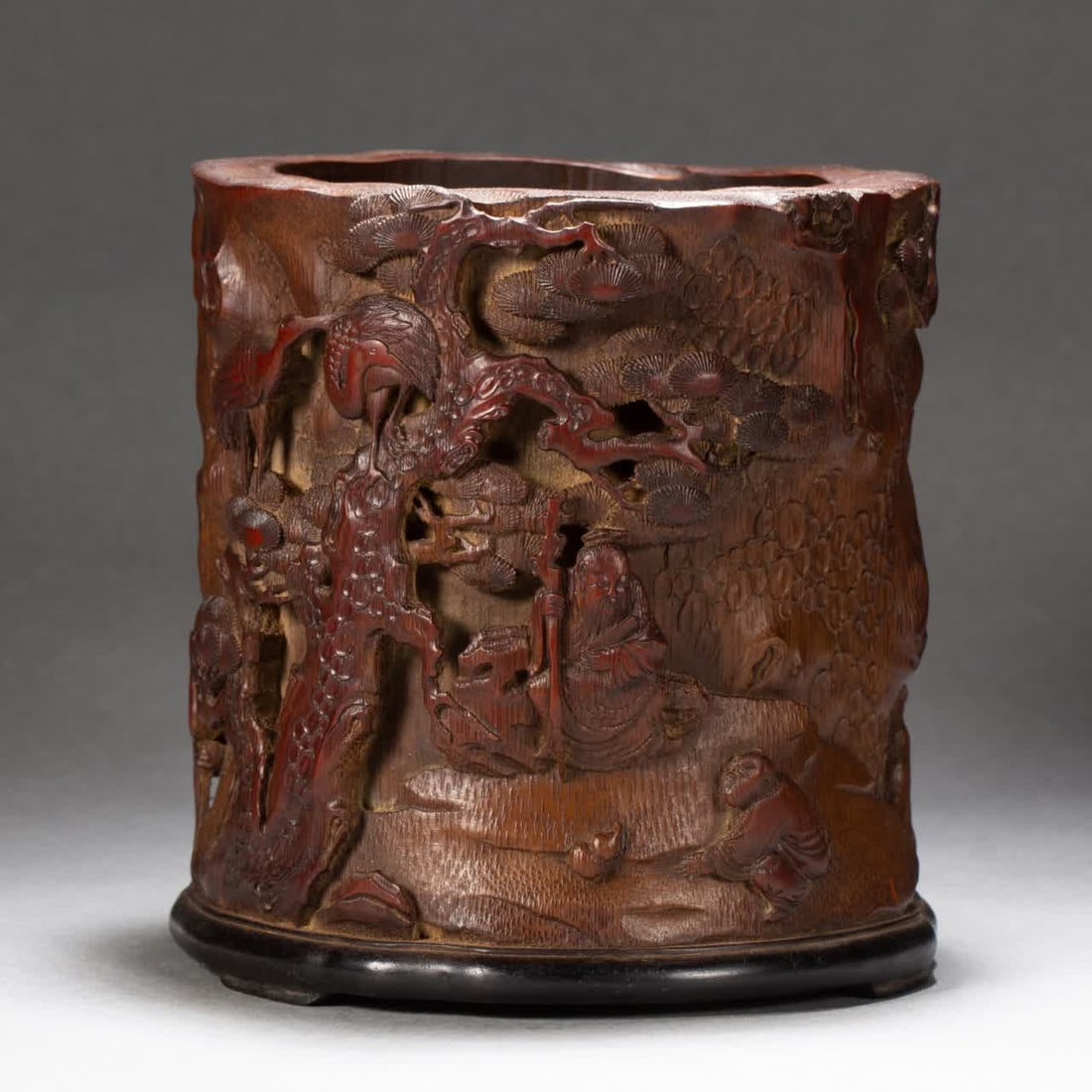 A bamboo carved pen holder from the Qing Dynasty: Bamboo carving pen holder in the Qing Dynasty SIZE: L:15cm W:15cm H:15.5cm (The Dimensions Of All Batches Are Manually Measured.If You Need More Detailed Information, Please Contact Our Customer Servi