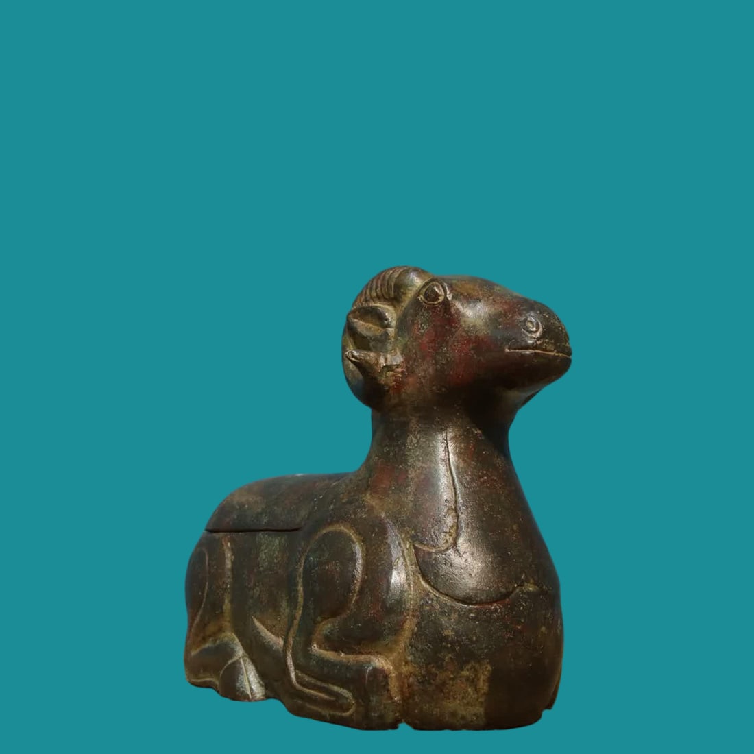 A bronze goat cup - 2