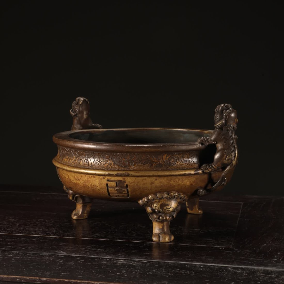 A piece of Ming Dynasty copper-tired lion-eared beast foot furnace - 2