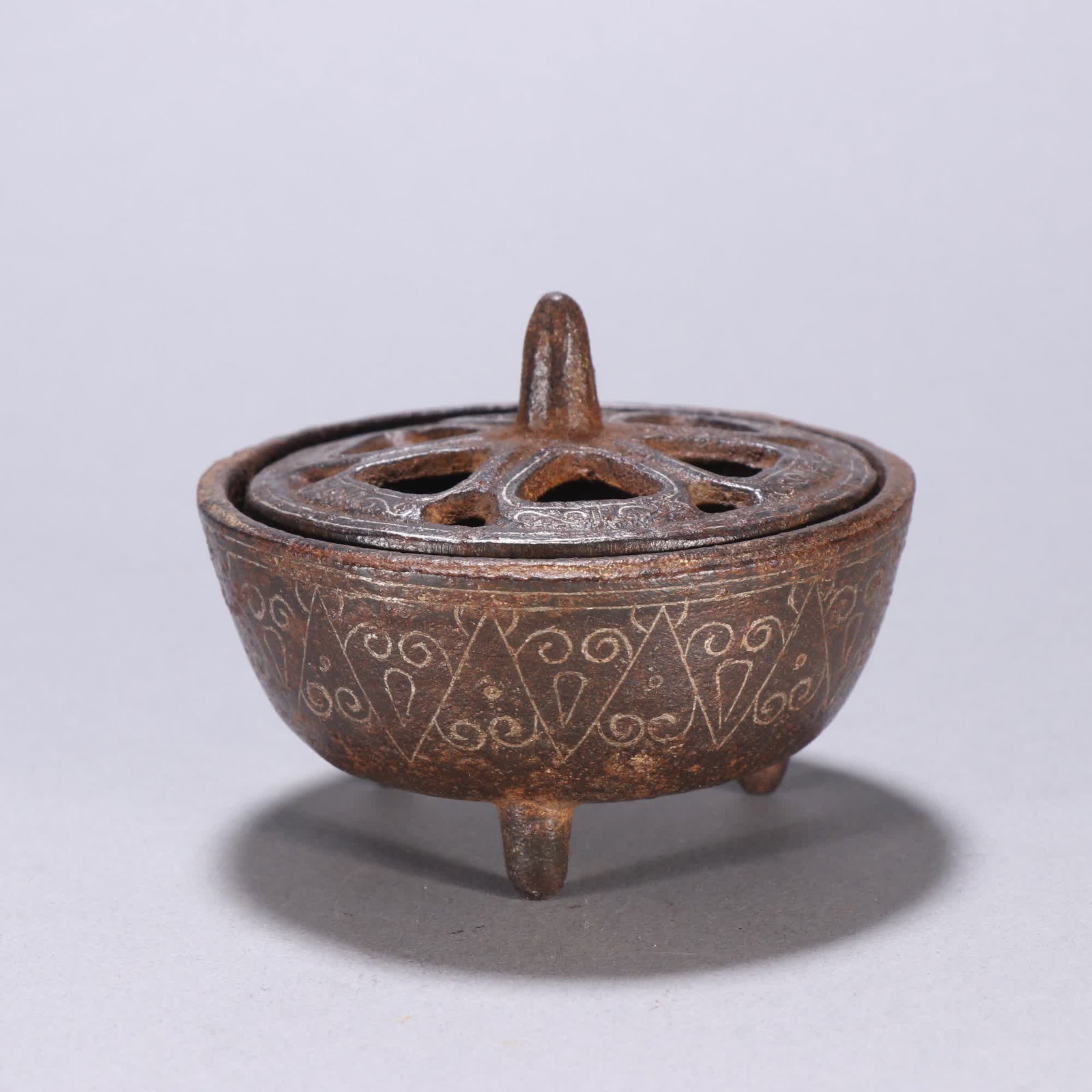 A piece of copper cuo silver aroma burner (1 of 9)