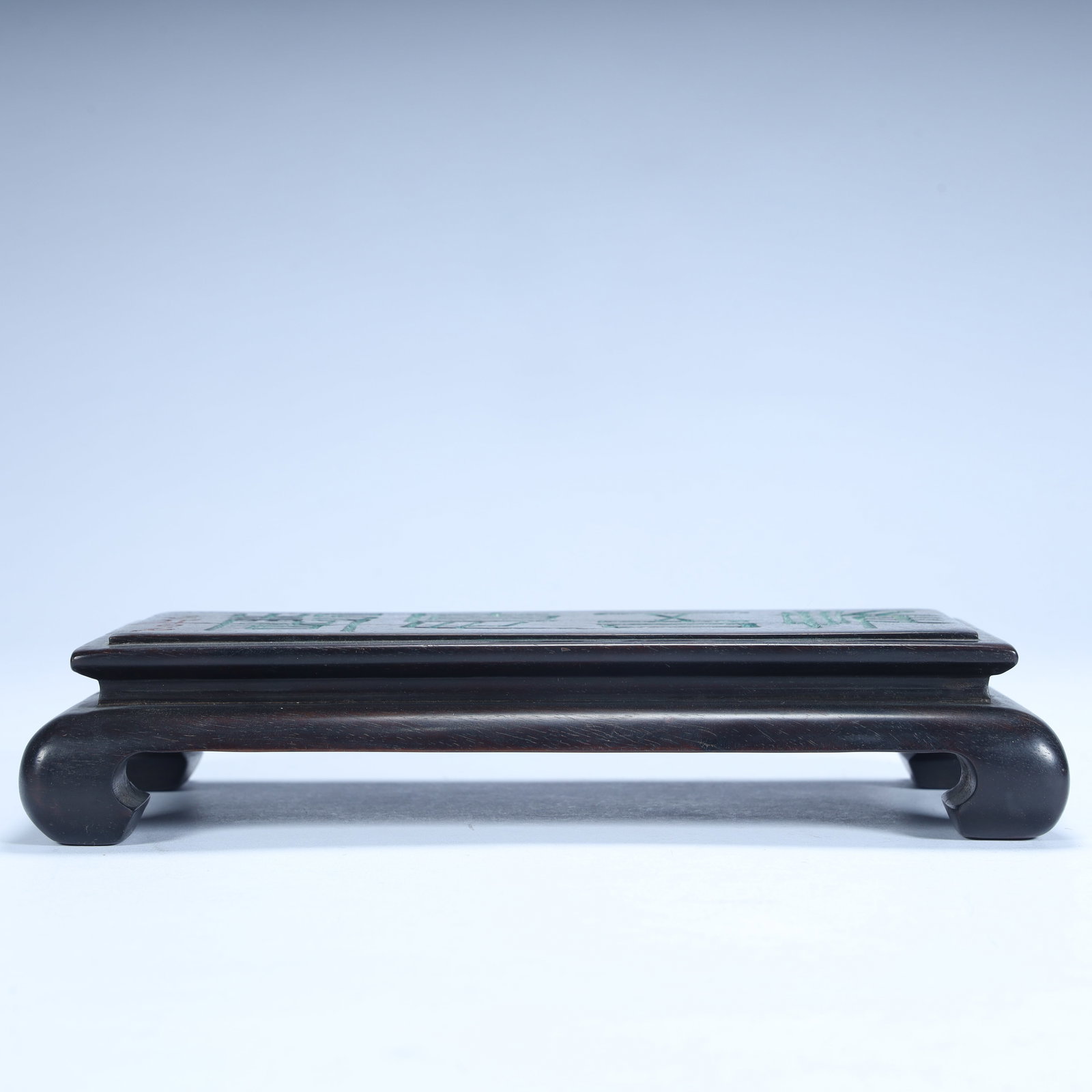 A Qing Dynasty rosewood poetry seat: Qing Dynasty rosewood poetry and essay SIZE: H:3.5cm L:17cm W:8.7cm W:189g (The Dimensions Of All Batches Are Manually Measured.If You Need More Detailed Information, Please Contact Our Customer Servi